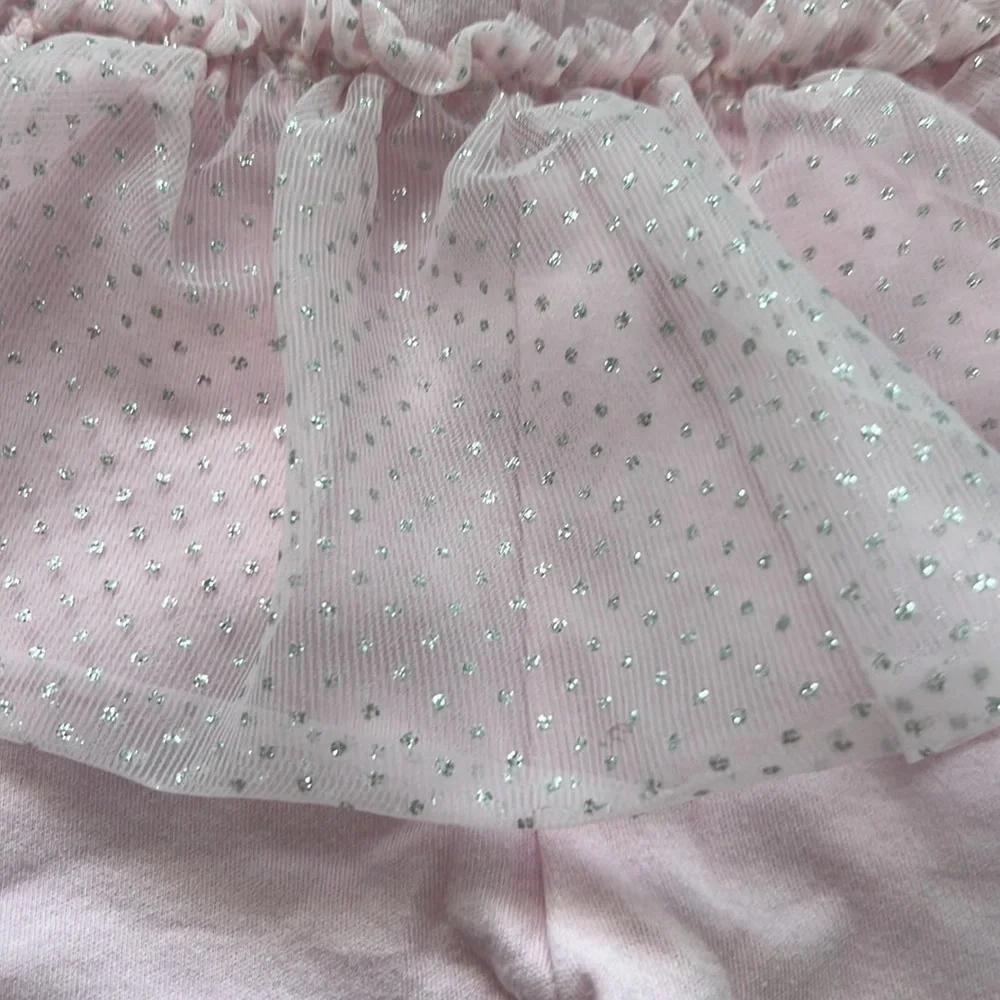 Infant long sleeve ruffle top onesie, with tutu leggings